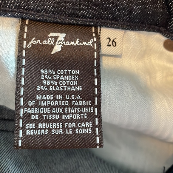 7 For All Mankind cropped dark denim jeans. New condition, barely worn. - Picture 7 of 7